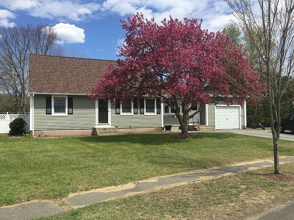 2nd image of 180 Mallard Cir