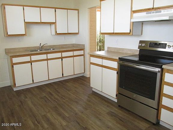 2nd image of 2951 W Saint Moritz Ln