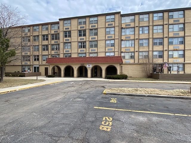 1st image of 4280 W Ford City Dr APT B2201