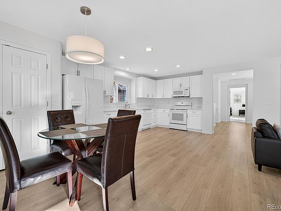 5th image of 10072 Amston Street