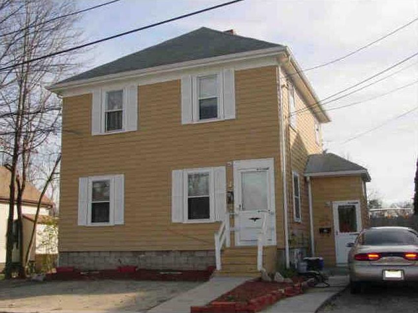 1st image of 117 Putnam Pike