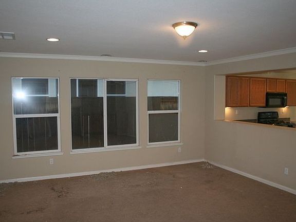4th image of 117 Marland Ct