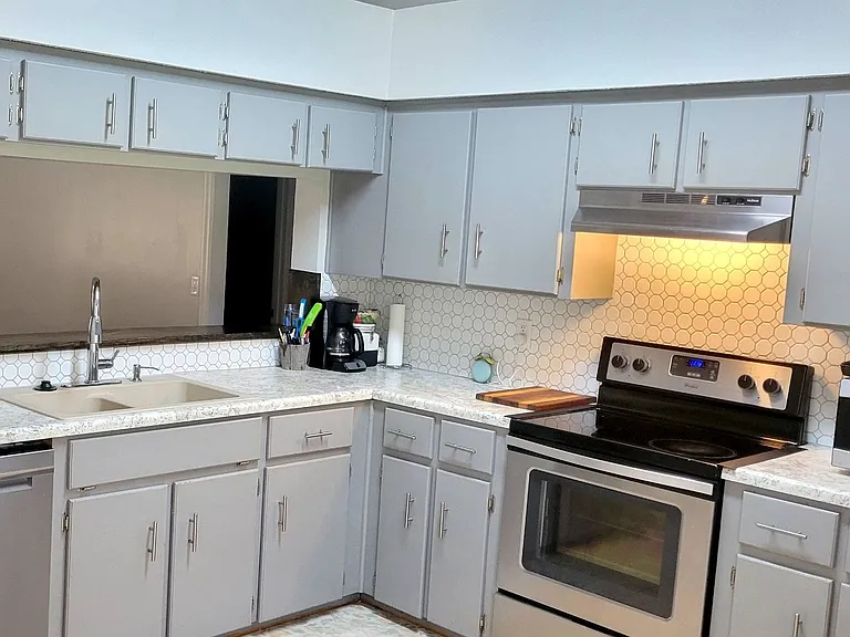 106 Plantation Oaks Dr — Photo 2