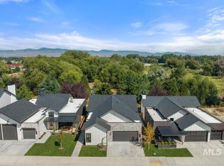 152 S Carbon Rivet Ave, Eagle, ID 83616