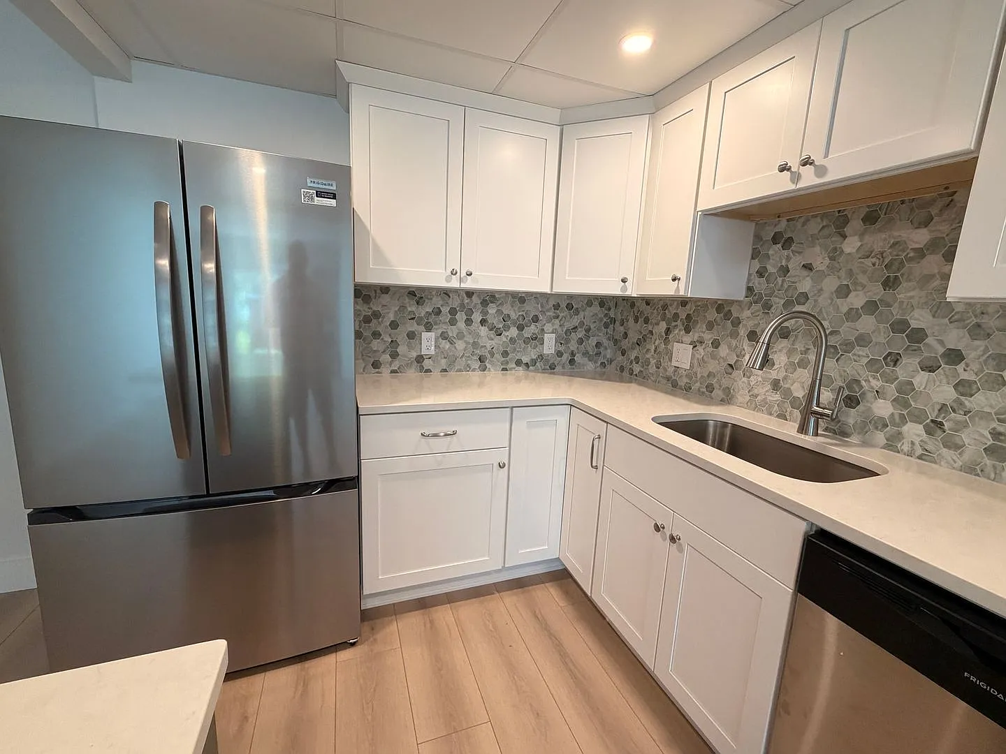 757 Main St — Photo 3