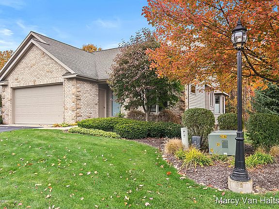 2nd image of 4957 Barnsley Dr