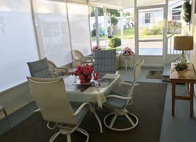 Screened-in Lanai
