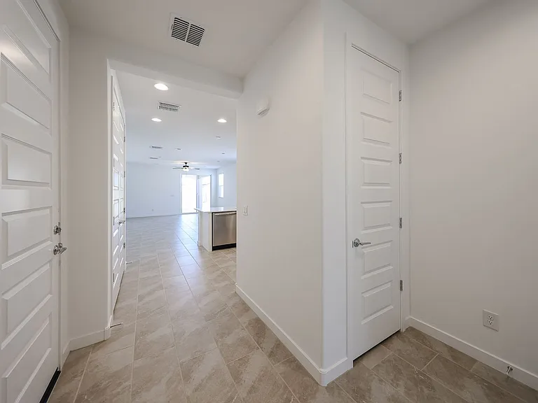 17351 W Gray Fox Trl — Photo 32
