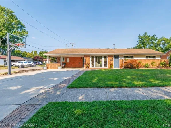 18376 Whitby St, Livonia, MI 48152