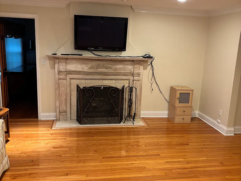 76 King George Rd #1 — Photo 7
