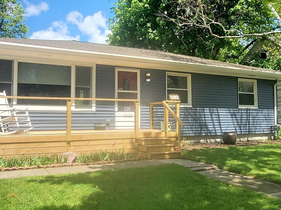 1st image of 211 Cloverland Dr