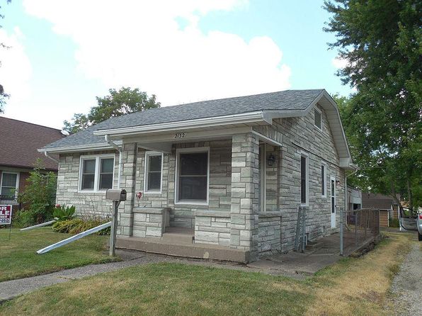 2132 Bellevue Ave