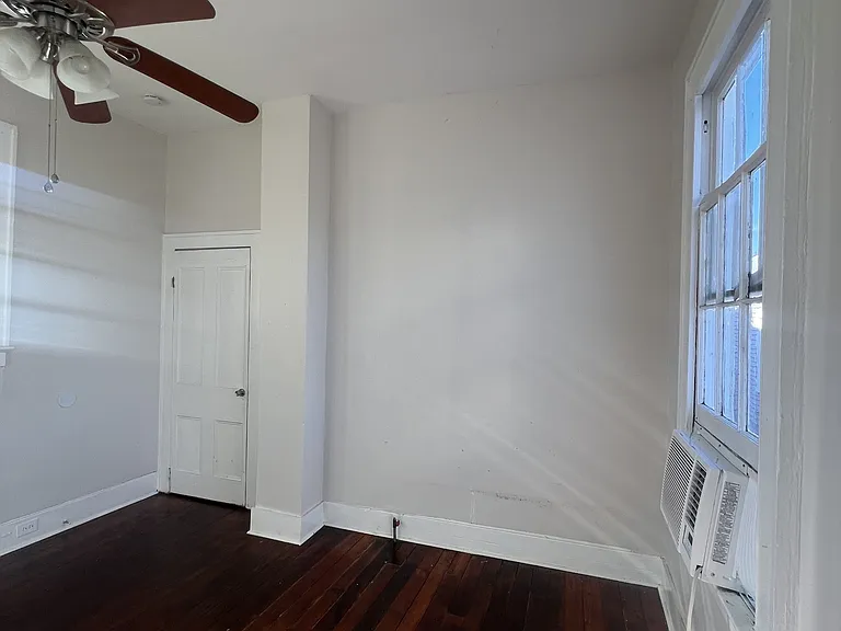 3222 Prytania St — Photo 3