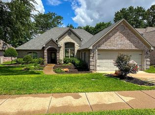 613 Huntwick Ln, Tyler, TX 75703