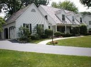 415 Patricia Ct, Grayslake, IL 60030