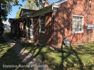 1718 16th Ave APT 3, Rockford, IL 61104