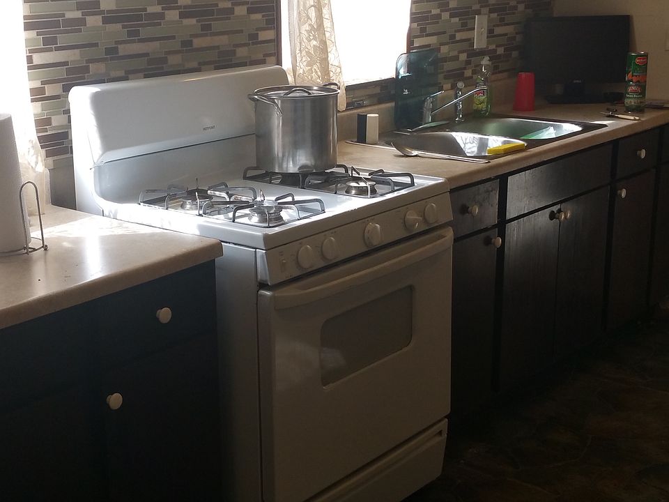 2nd image of 5934 S Honore St