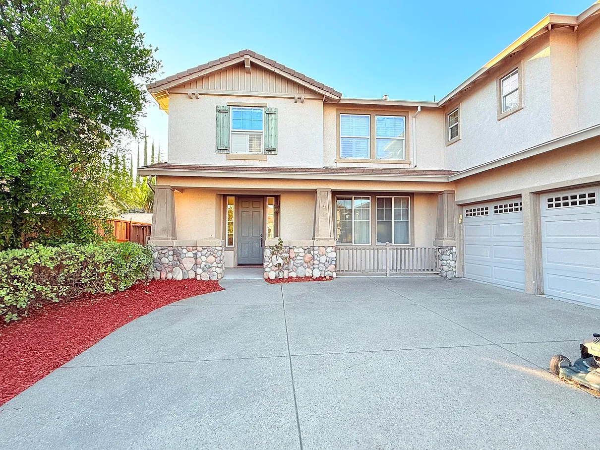 3329 Lair Way photo 1