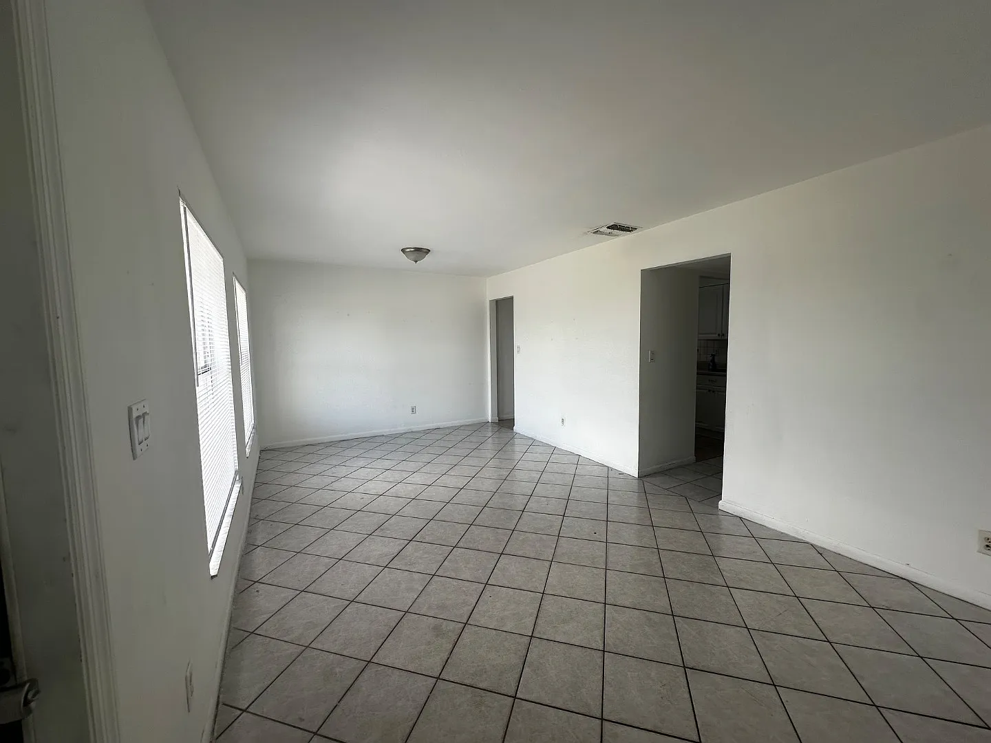 1157 S Loop Blvd. - 1157 — Photo 2