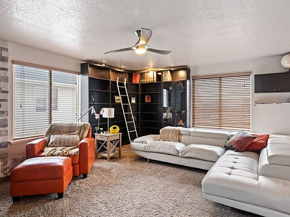 3rd image of 7477 S Sunset Maple Dr