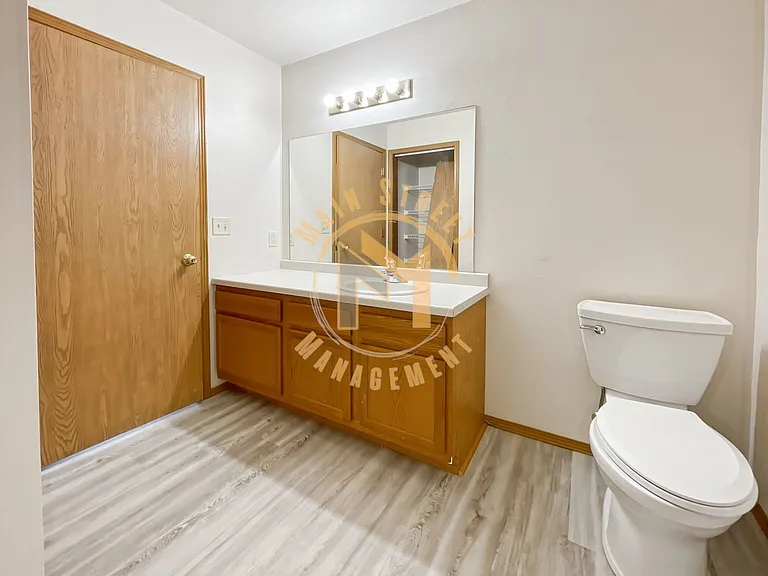 417 Pecor St — Photo 10