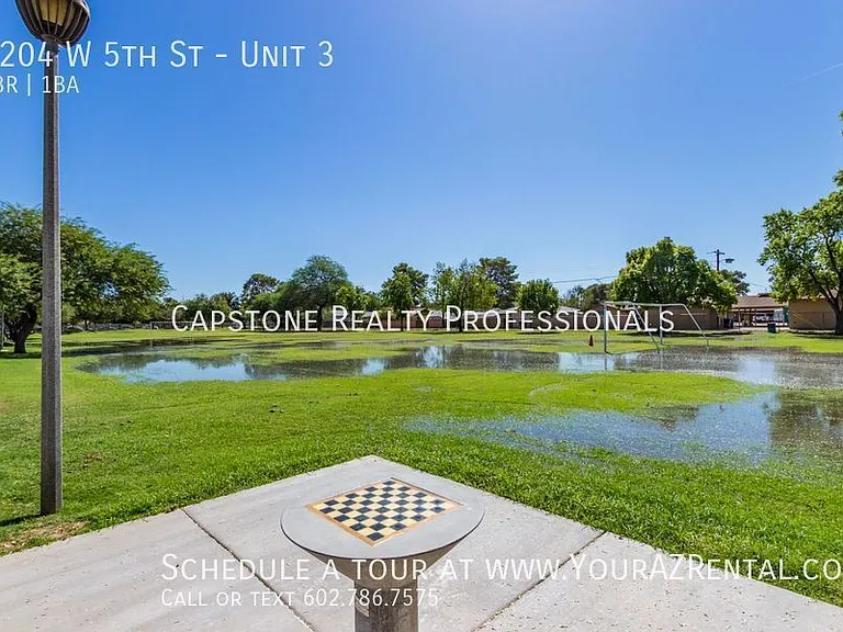 1204 W 5th St #3 — Photo 16