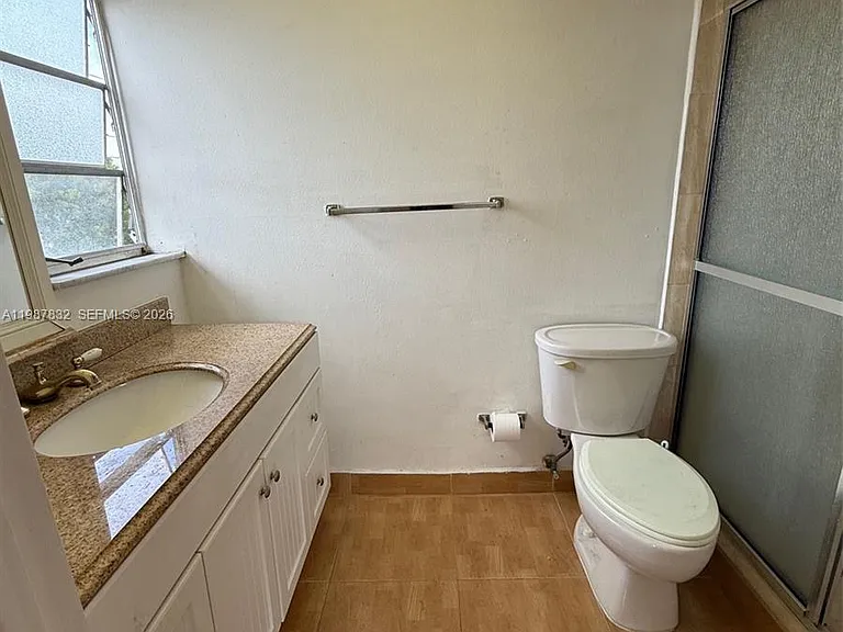 620 NE 12th Ave #408 — Photo 26