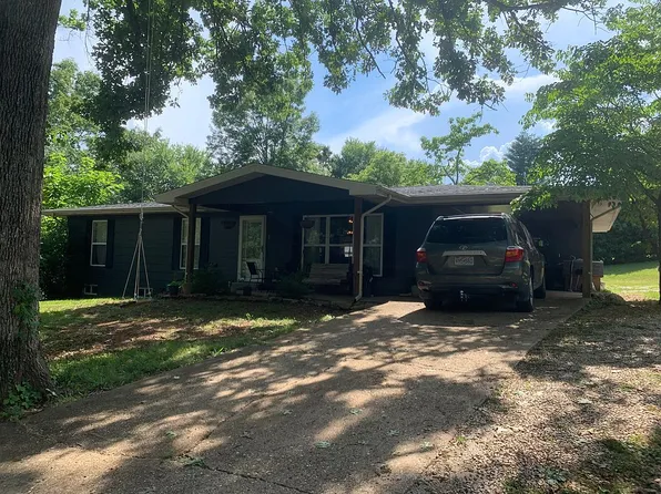 17643 6th St, Eminence, MO 65466