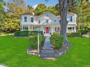 30 Old Post Road N, Red Hook, NY 12571