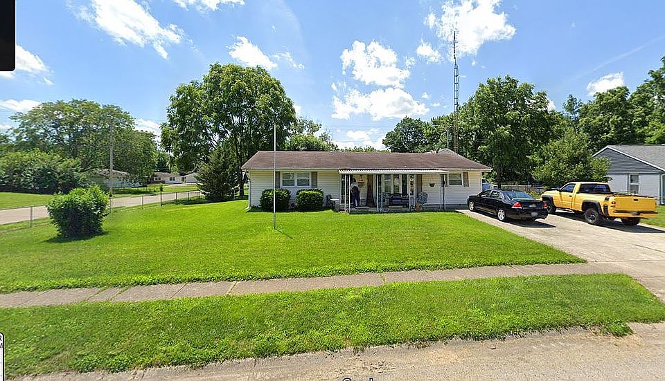 1st image of 463 Weinland St
