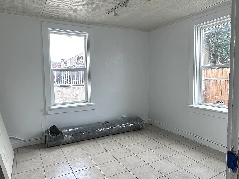 645 S Federal Blvd — Photo 10
