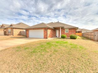 1913 Rain Tree Dr, Shawnee, OK 74804