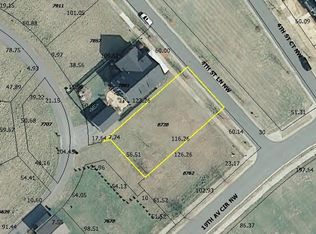 1907 4th Street Ln NW, Hickory, NC 28601