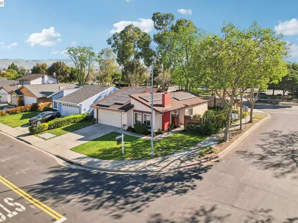 3168 Courthouse Dr, Union City, CA 94587