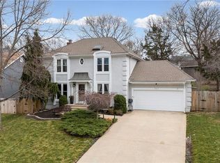 7611 Westgate St, Lenexa, KS 66216