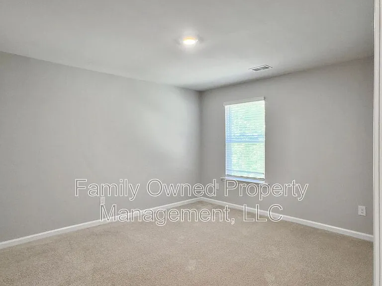 422 Blue Elderberry Run — Photo 34
