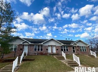 1612 W Tiffany Dr, Peoria, IL