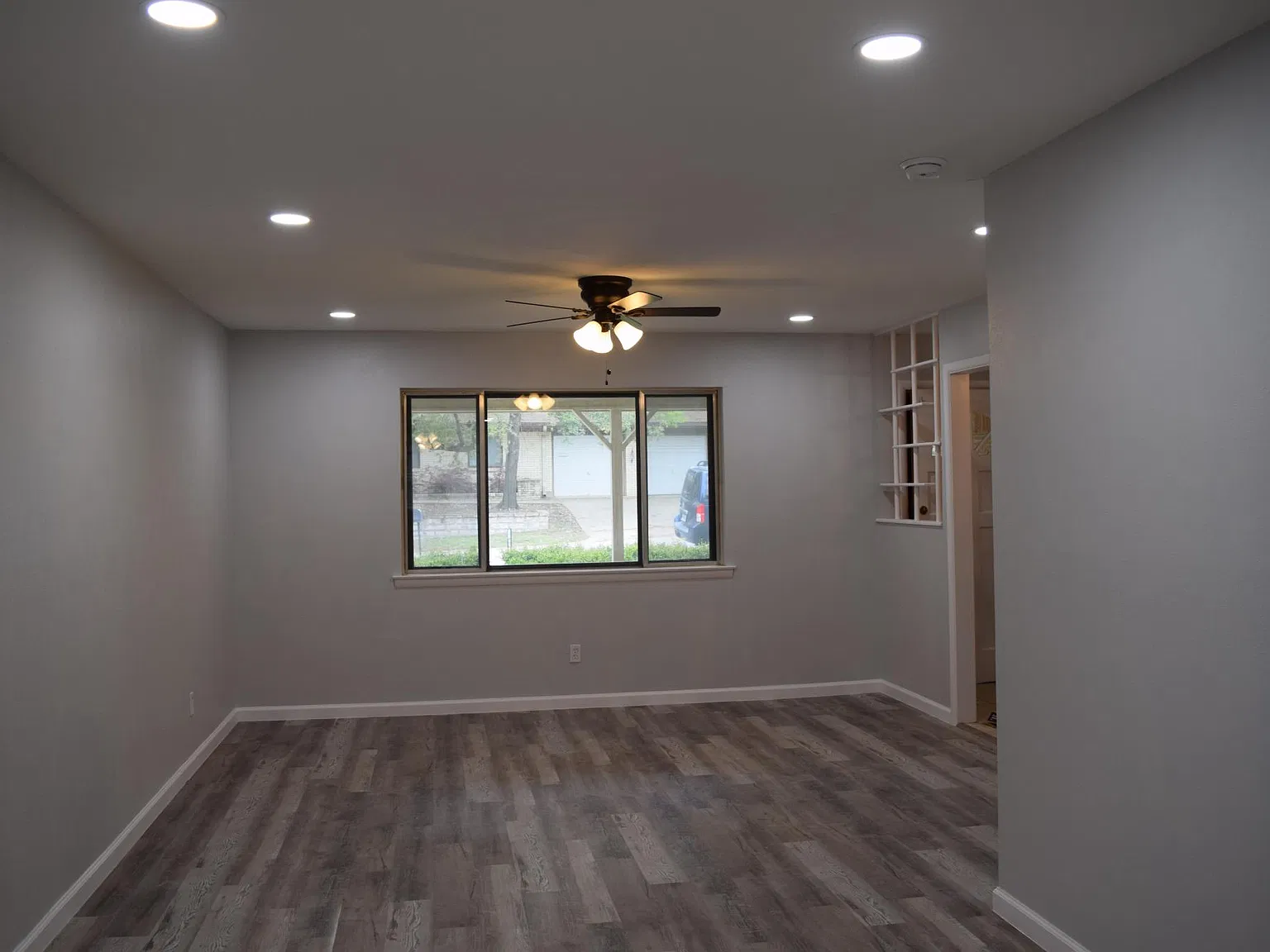 3 bed, 1863 sqft, $2,050 — Photo 2