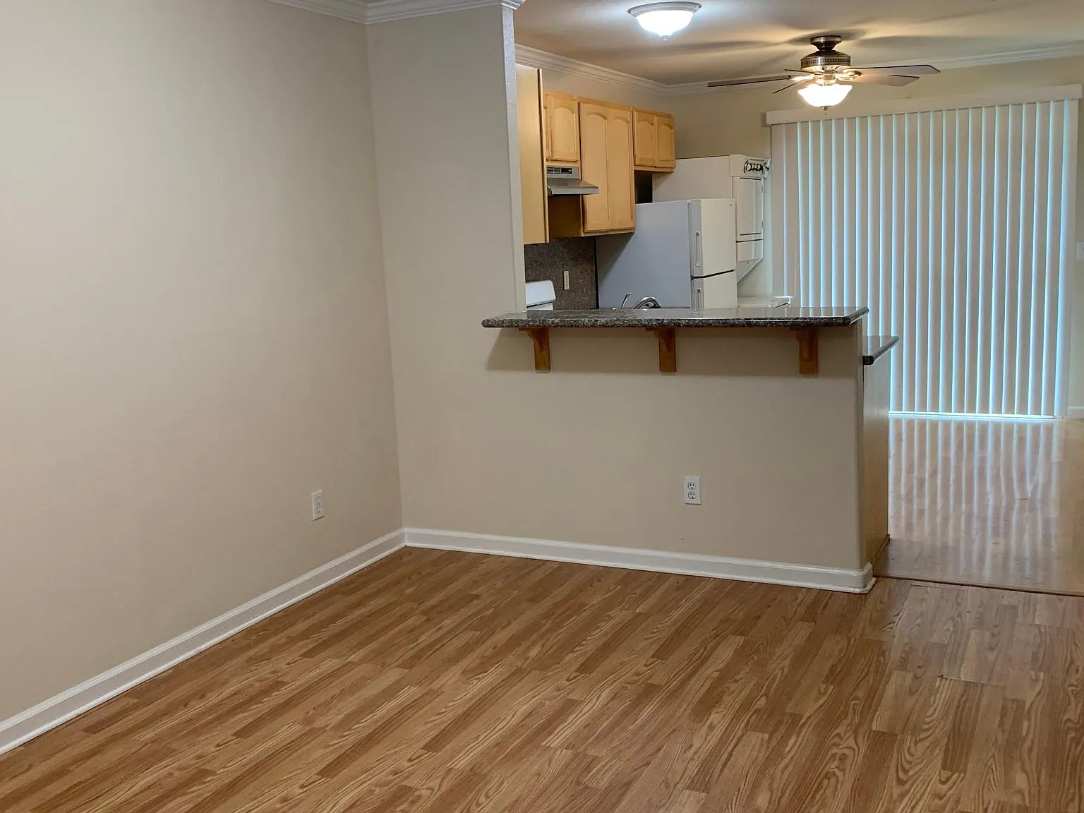 1541 La Esplanada Pl — Photo 3