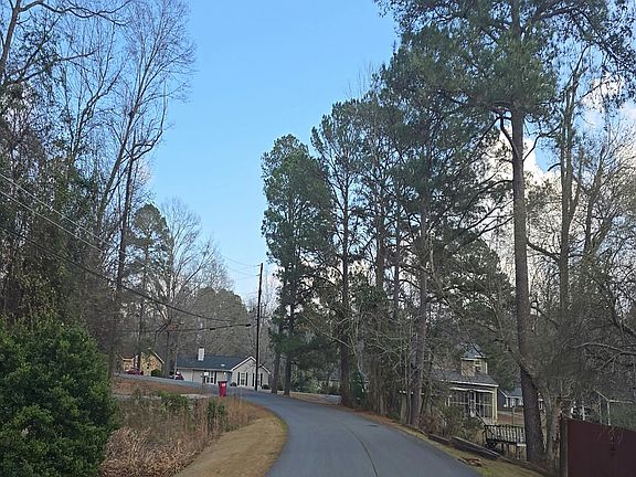 5th image of 426 Clearview Ct