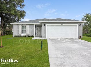 1573 SW Bermel Ave, Port Saint Lucie, FL 34953