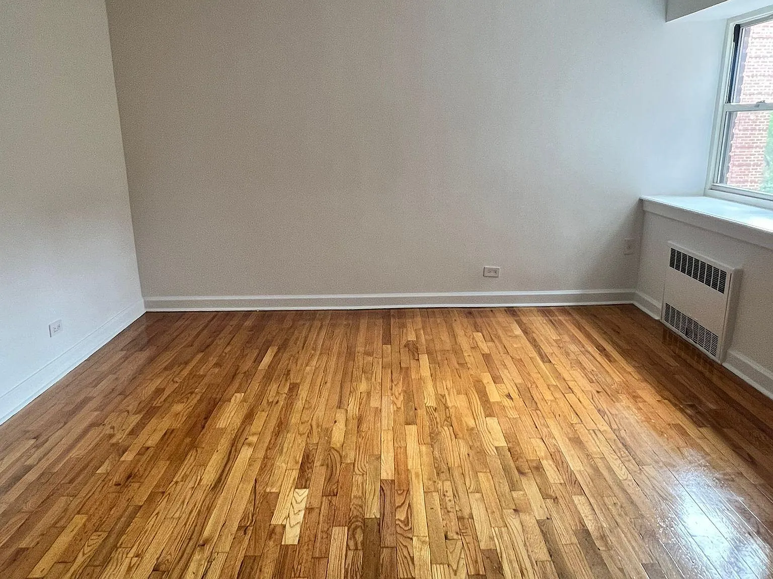 8250 135th St — Photo 3
