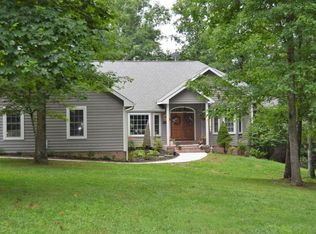 418 Carrie Dr, Crossville, TN 38572