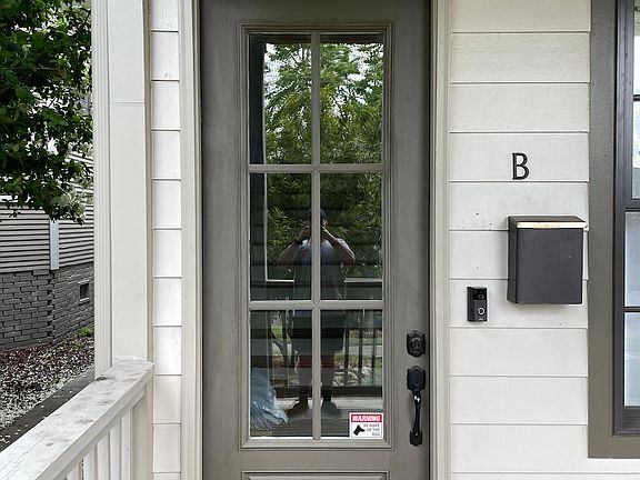 3rd image of 3713 6th Ave S APT B