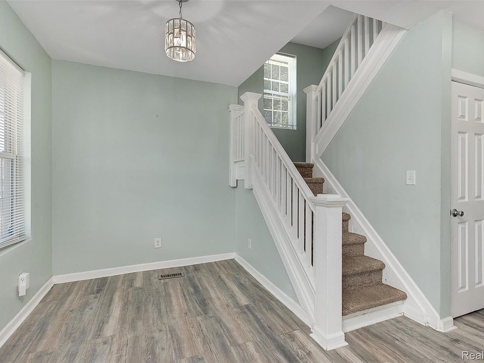 4868 Parker St, photo 5
