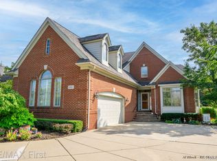 2945 Birnam Ct #58, Rochester, MI 48306