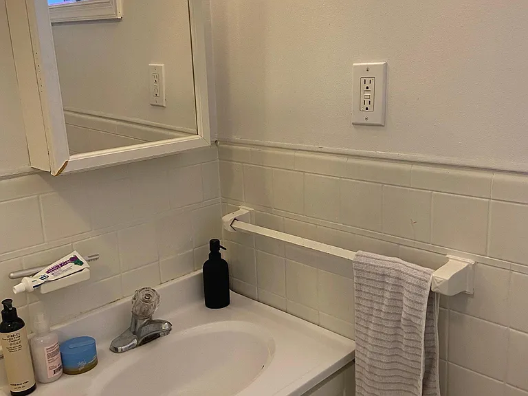 1713 Tasker St #2F — Photo 11