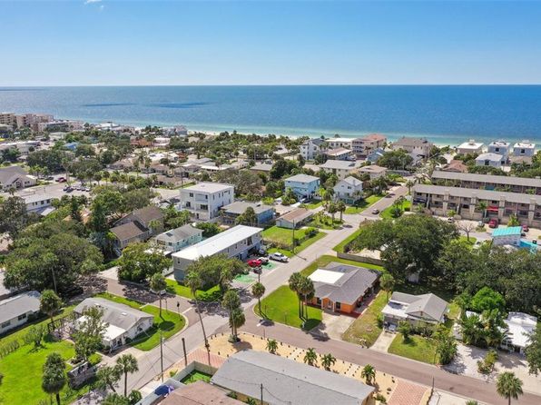 1906 2nd St, Indian Rocks Beach, FL 33785
