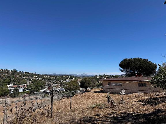 4th image of 8965 Greenview Pl