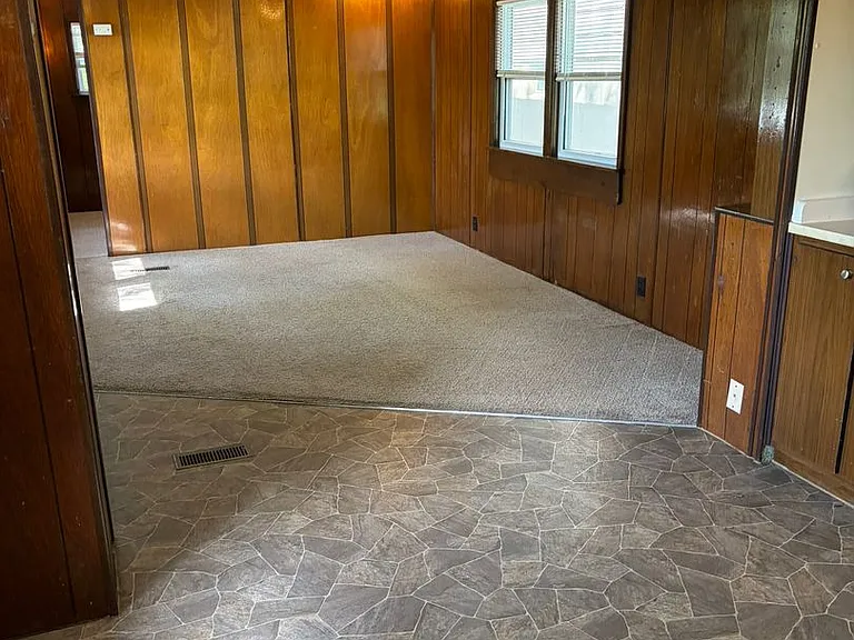 1339 N County Rd — Photo 16